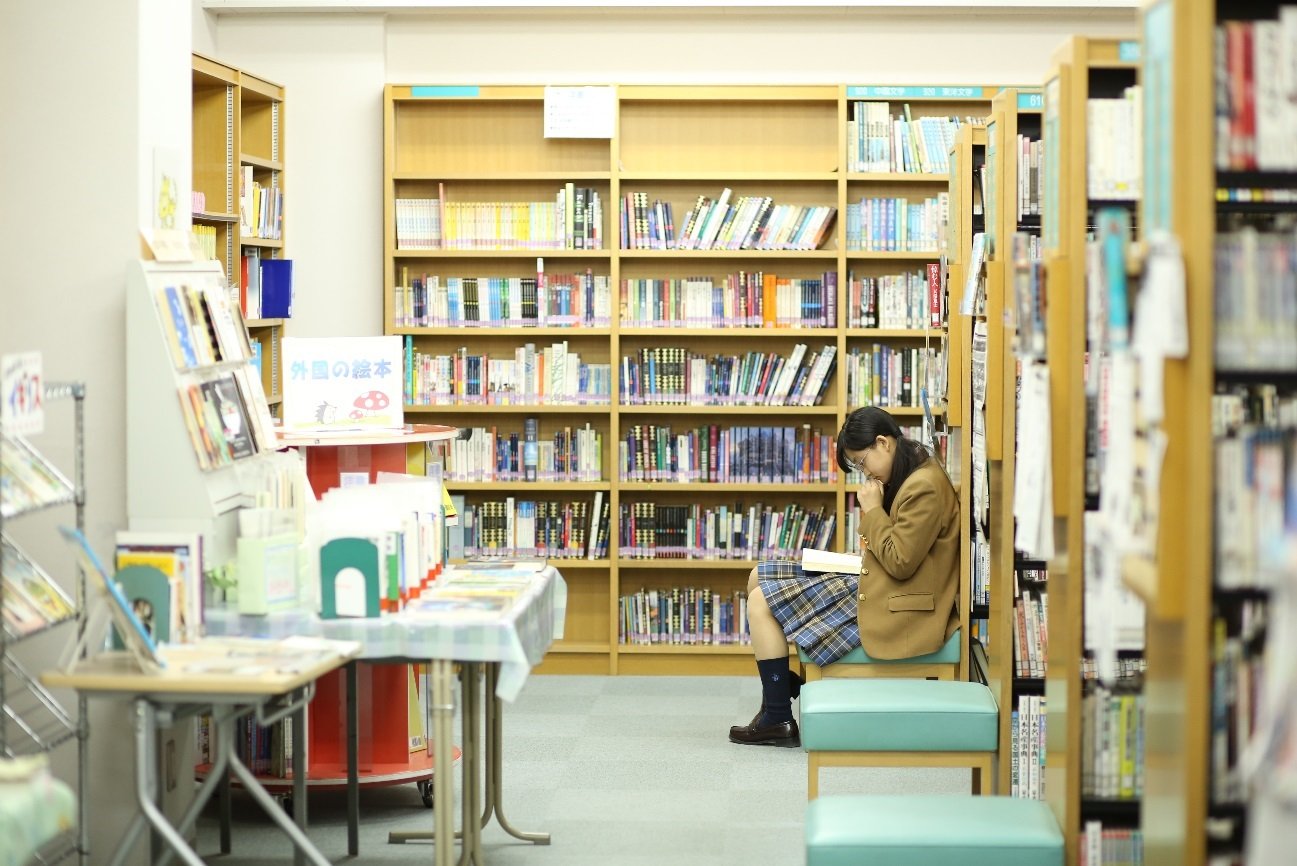 品川女子学院中等部　図書館司書インタビュー「文学から科学系まで、とにかく幅広い知識を吸収してほしい」2