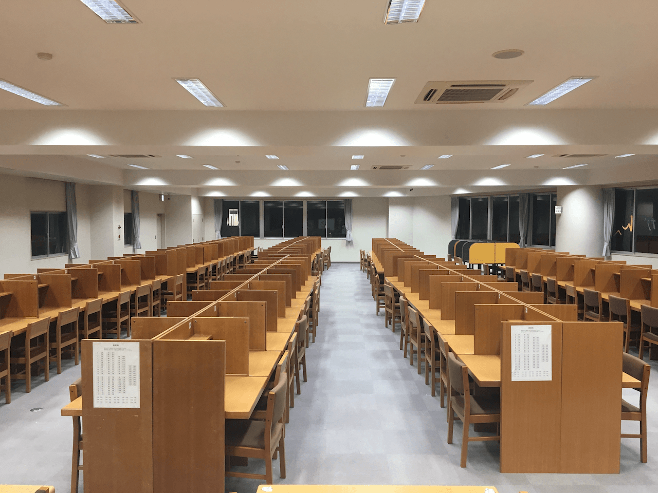 栄東中学校　図書館司書インタビュー「来るたびに新しい発見がある図書館」9